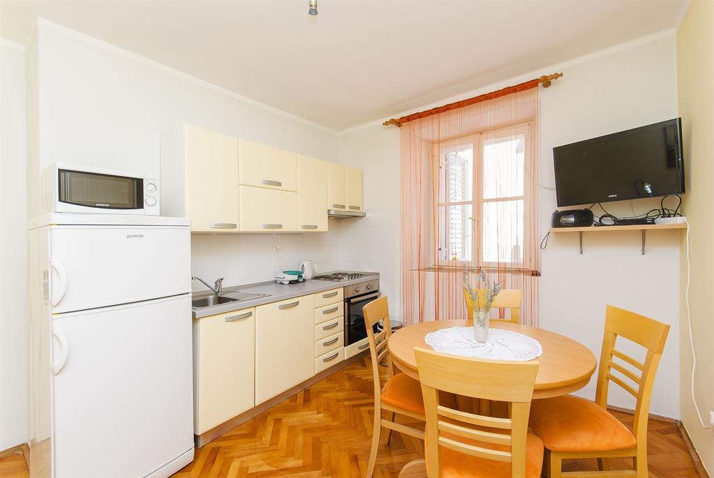 וולה לוקה Apartment Kampanel מראה חיצוני תמונה