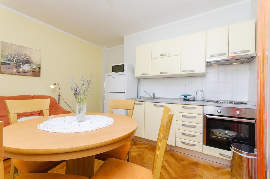וולה לוקה Apartment Kampanel מראה חיצוני תמונה